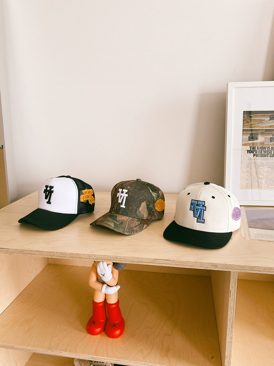 LA Foam Trucker Snapback 1981 World Series (Black/White)