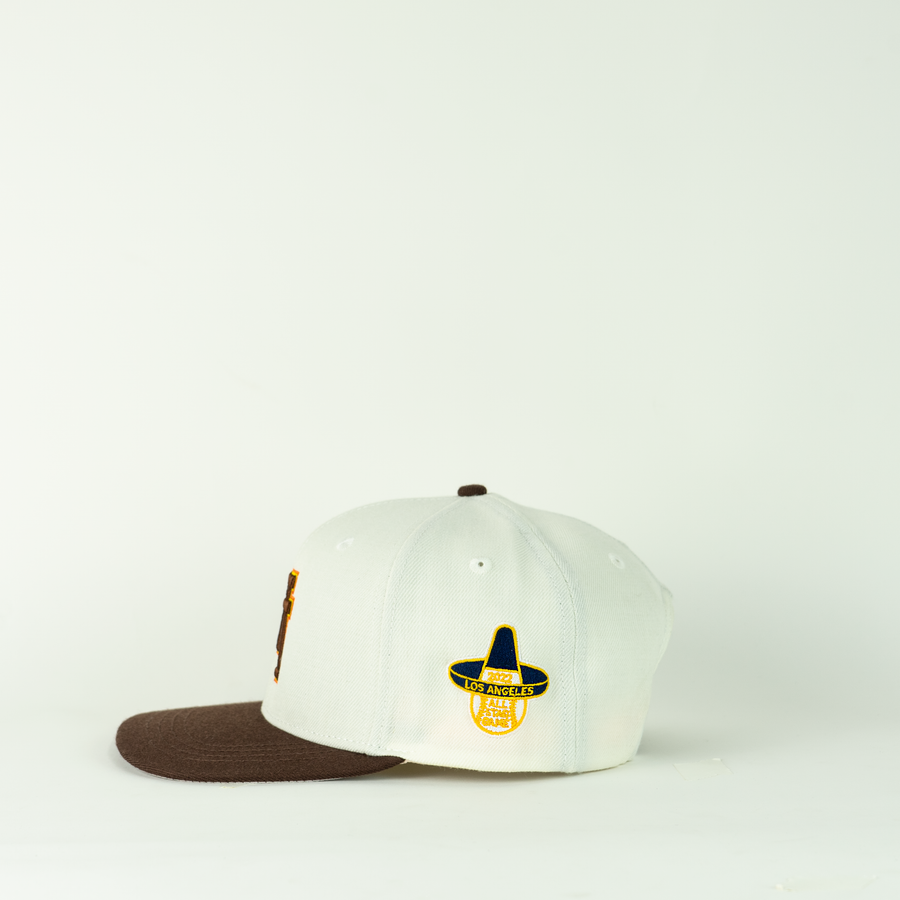 買いました uniform studios LA CUSTOM SNAPBACKキャップ - 帽子